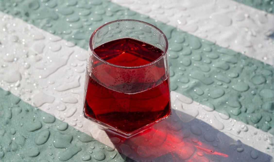 Les tisanes glacées sans sucre sont de bonnes boissons pour s'hydrater en été