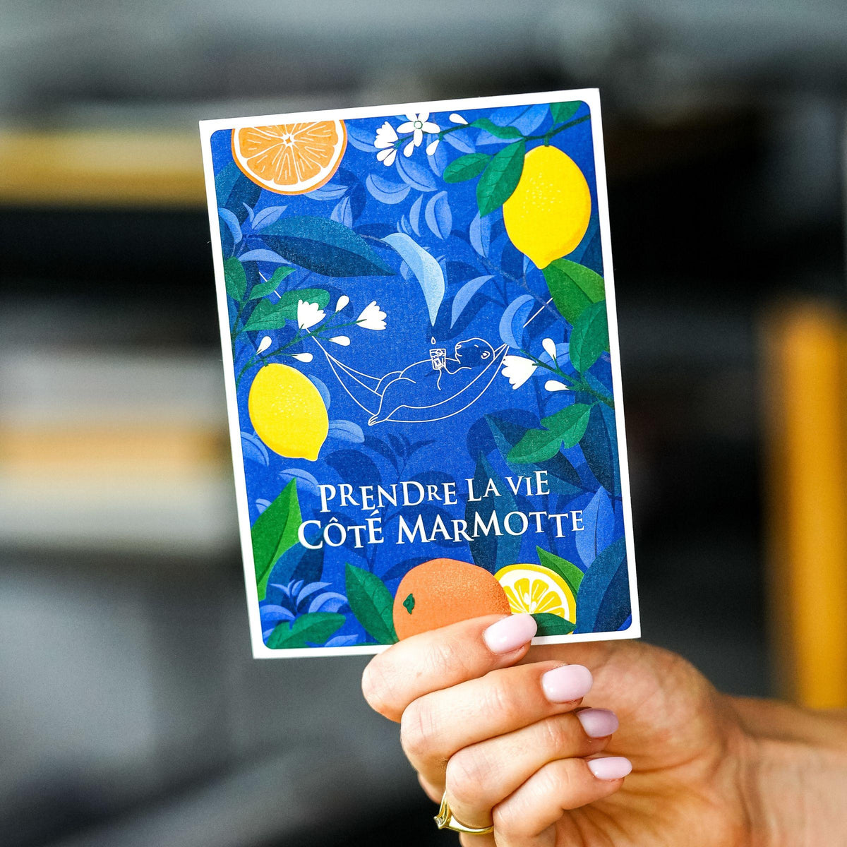 Carte postale bleue ambiance sud hamac prendre la vie du bon côté