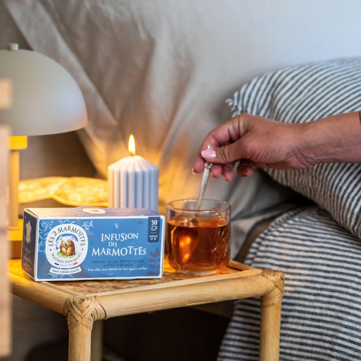 Tisane du soir les 2 marmottes : infusion des marmottes, tisane fabrication française, tisane à boire avant de se coucher, 100% plantes sans arômes ajoutés. 7 plantes différentes pour un rituel détente avant de dormir
