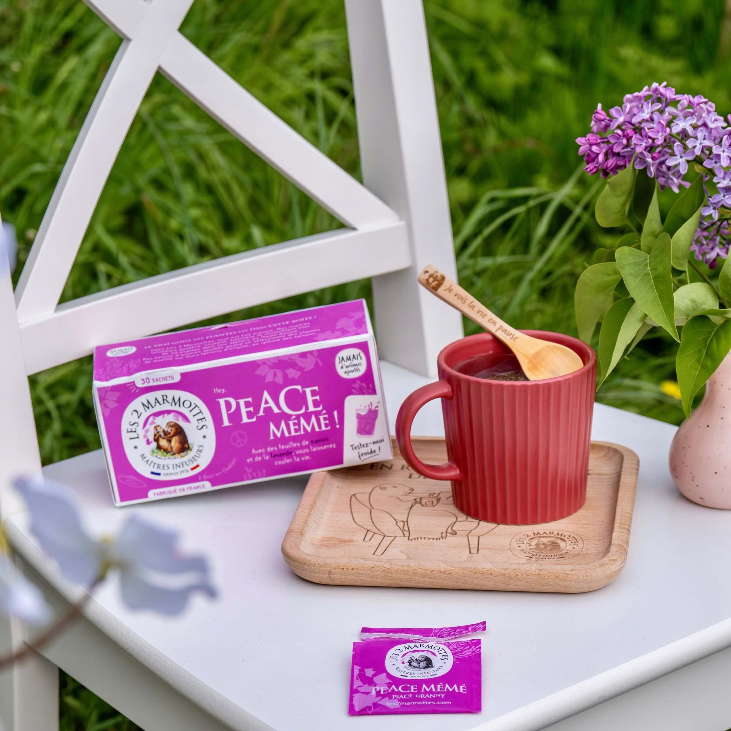 Peace mémé, la tisane pas ringarde pas réservé aux grands mères ! Lavande et feuilles de cassis pour voir la vie en pause