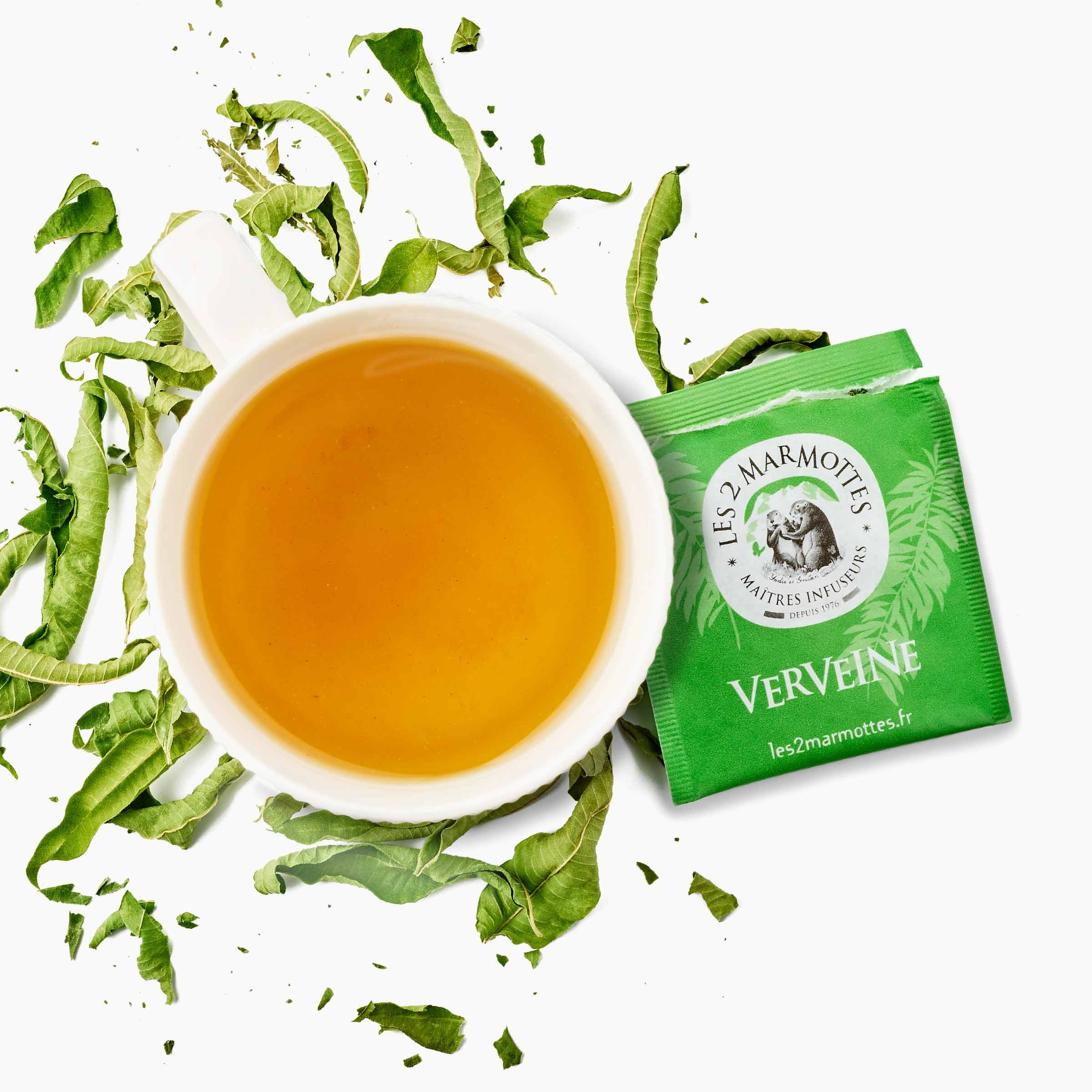 Tasse de tisane verveine simple